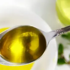 Czy oliwa z oliwek podnosi cholesterol? Odkryj prawdę o jej wpływie