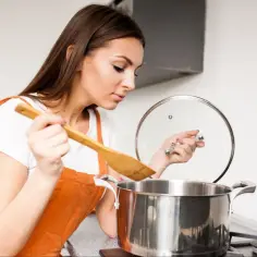 Jakie zupy po zawale serca pomogą w zdrowym powrocie do formy
