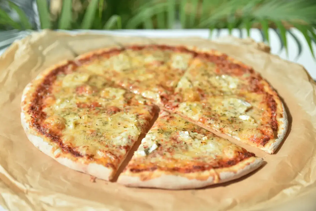 Zdjęcie Jaka oliwa do pizzy? Odkryj sekrety idealnego smaku pizzy