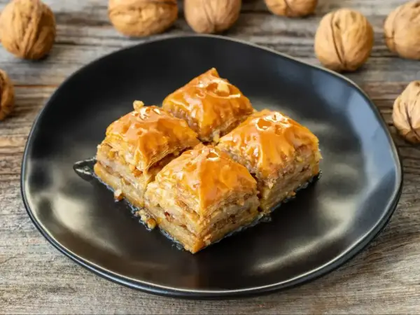 Idealna baklawa - przepis krok po kroku. Uniknij błędów!