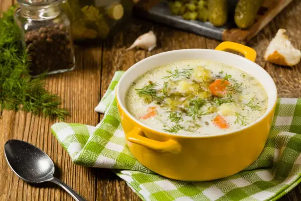 Jakie przyprawy do zup dodają smaku i aromatu każdej potrawie